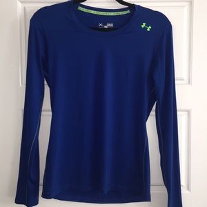 UNDER ARMOR women’s work out shirt